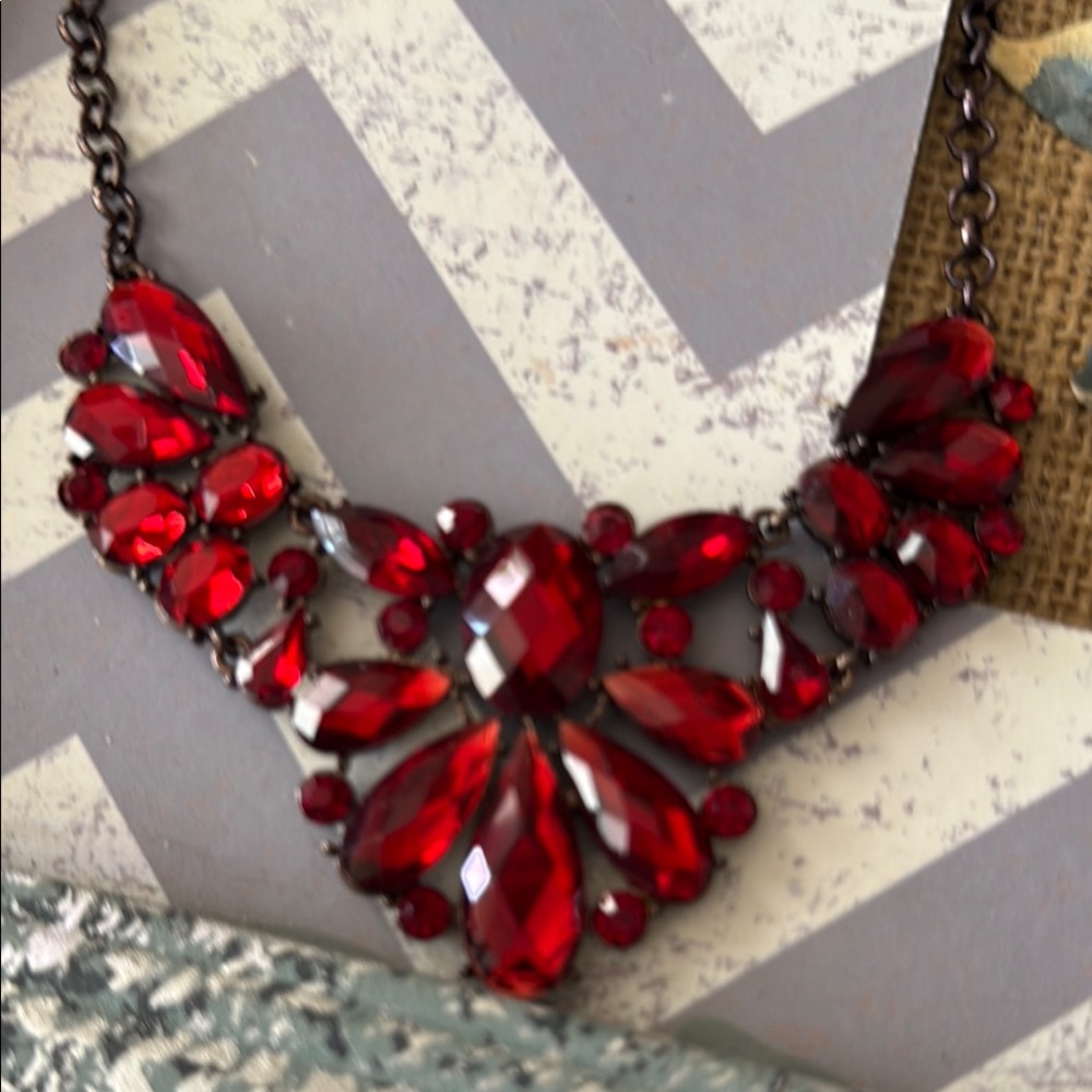 Elegant Deep Red Statement Rhinestone Vintage Nec… - image 6